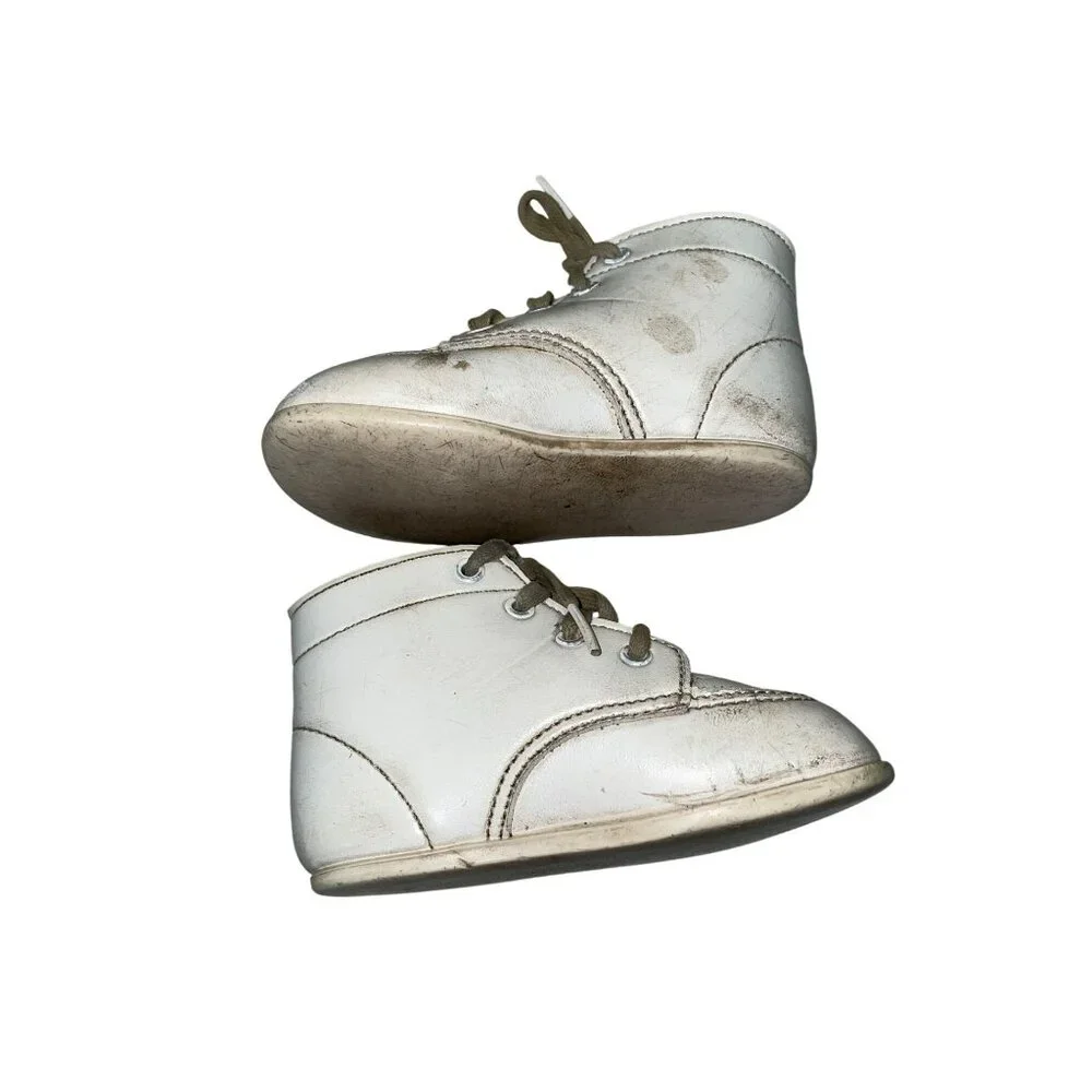 Vintage Baby Shoes 4? Used *some wear